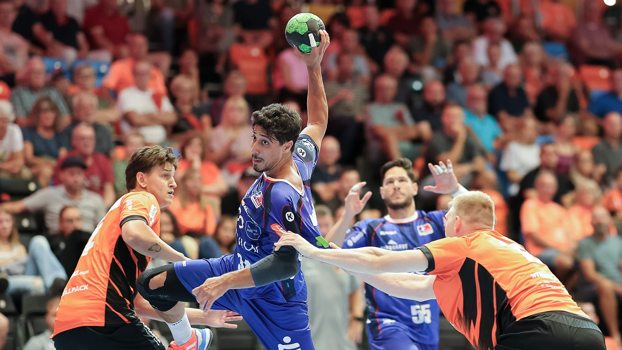HBW-Spieler setzt sich im Angriff durch